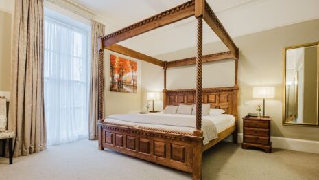 Alton House Hotel
