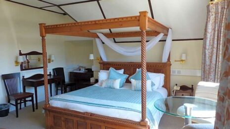 Farnham House Hotel